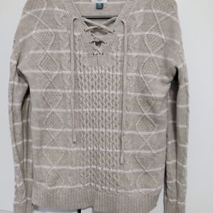 Old Navy Women's Lace-Up V-Neck Cable Knit Sweater - Light Beige